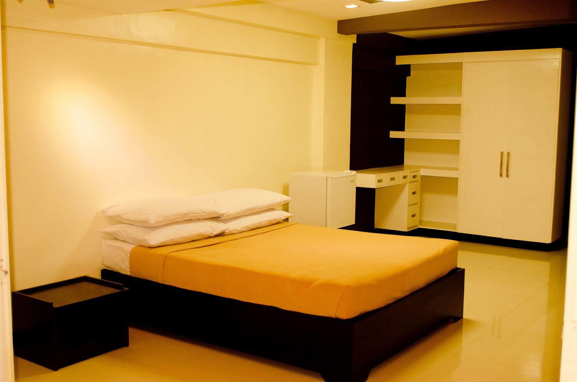 Reddoorz Near Sm Puerto Princesa Ngoại thất bức ảnh