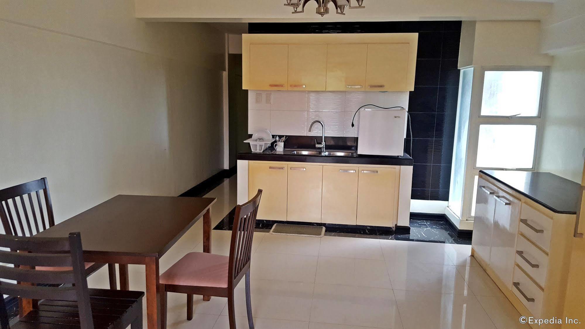 Reddoorz Near Sm Puerto Princesa Ngoại thất bức ảnh