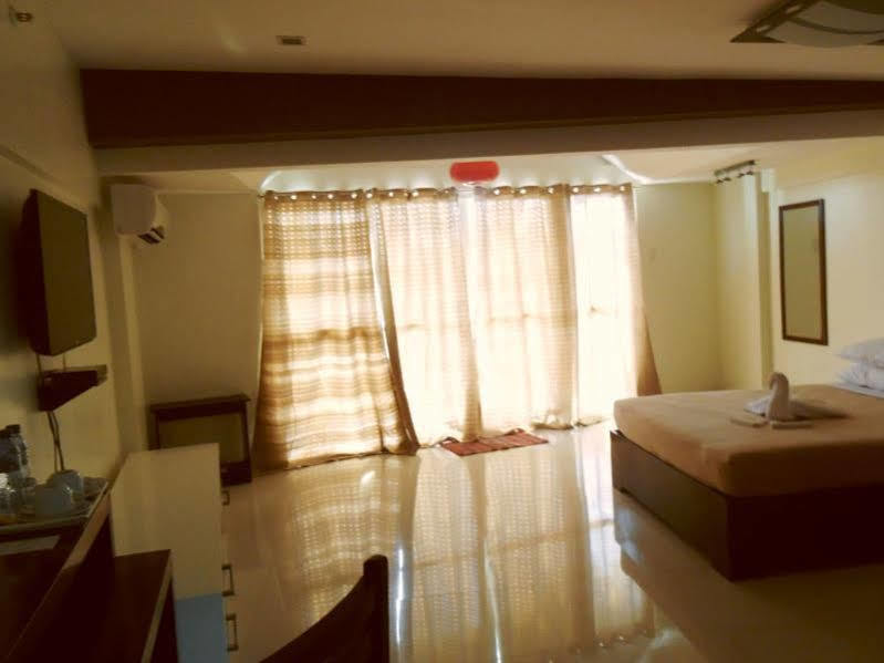 Reddoorz Near Sm Puerto Princesa Ngoại thất bức ảnh